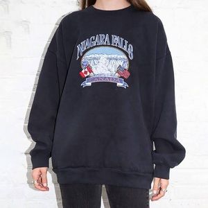 niagara falls brandy crewneck
